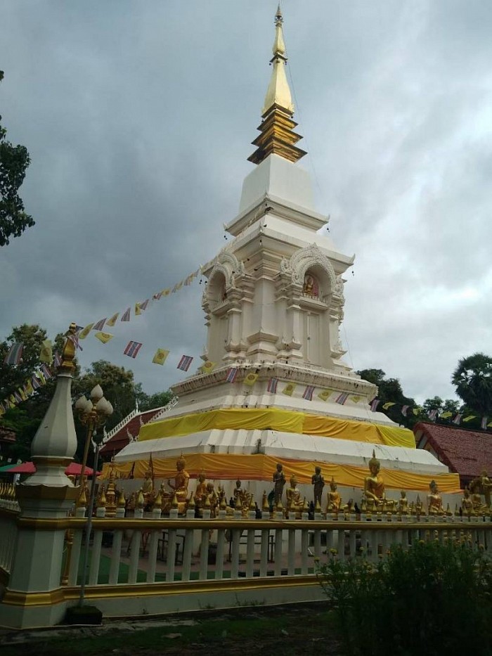 พระธาตุพังพวน